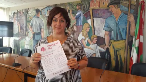 La alcaldesa presenta la iniciativa