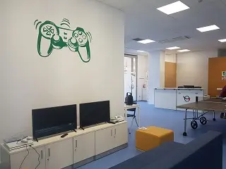 A raíz de las demandas de los jóvenes