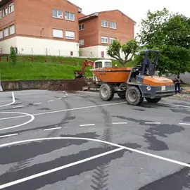 Las obras siguen en los colegios