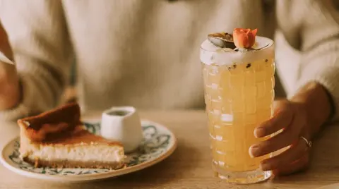 abanto-comercio-bonos-desayuno