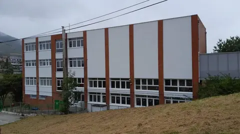 mejoras-colegios-abanto