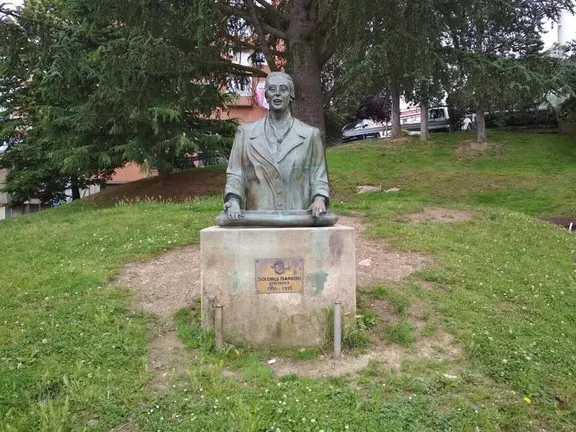 Monumento Dolores Ibarruri