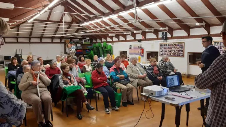 El servicio atiende a una media mensual de 70 personas