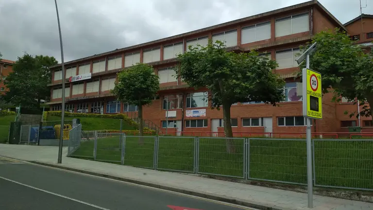 Gracias a ello se enriquece el curriculum educativo