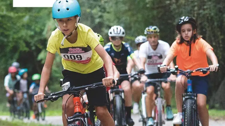 familia-pedaletan-abanto