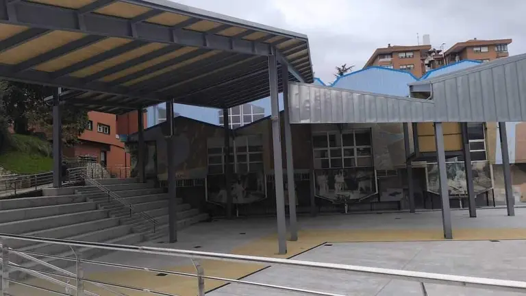 plaza-dolores-ibarruri-abanto-reapertura