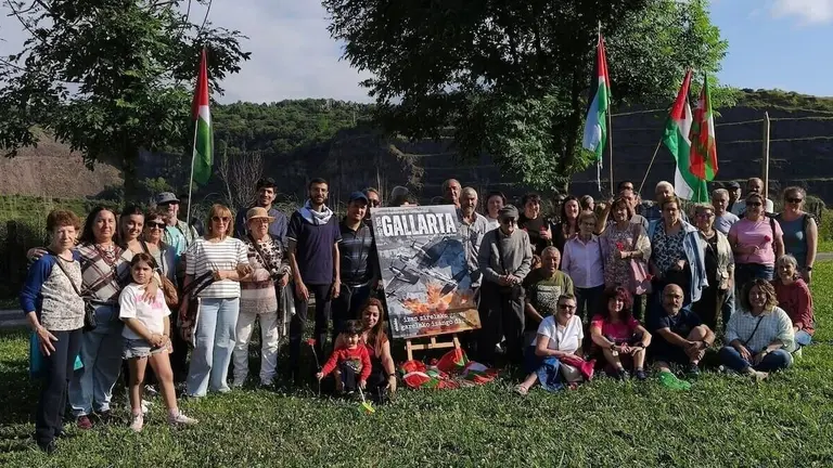 homenaje-victimas-bombardeos-abanto-bildu